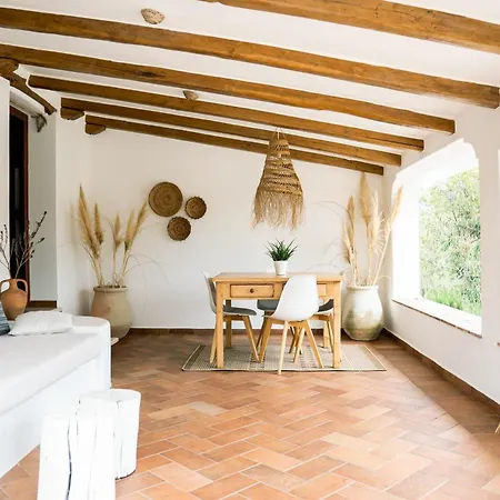 Casa Pranu * אורוסיי