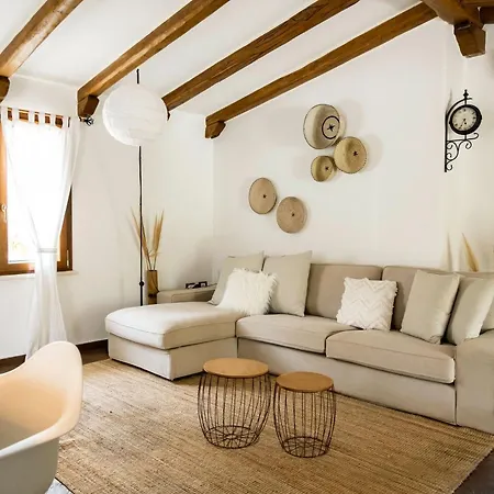 Casa Pranu * אורוסיי